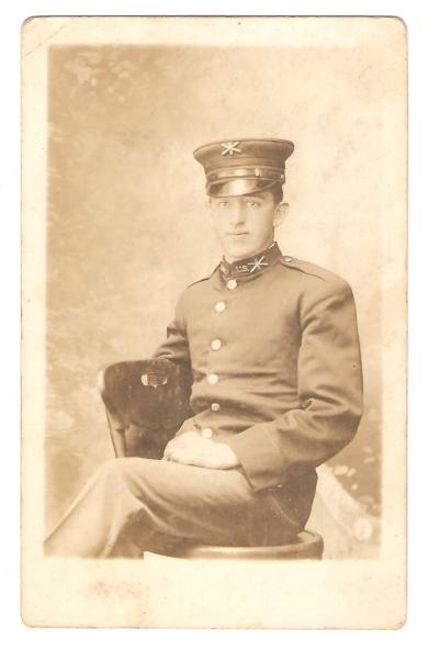 Picture Postcard Photo 5th Artillery Soldier