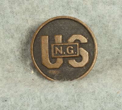 SOLD Archive Area-- WWI US National Guard NG Collar Disk