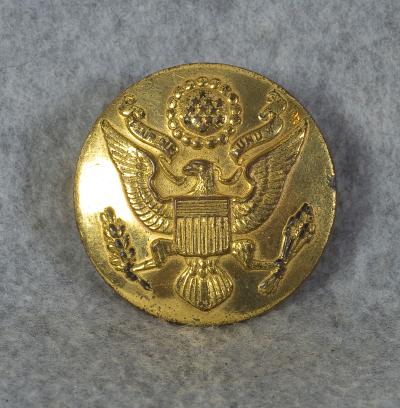WWII US Army Enlisted Cap Badge Variant