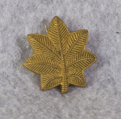 WWII era Majors Rank Insignia Pin Back