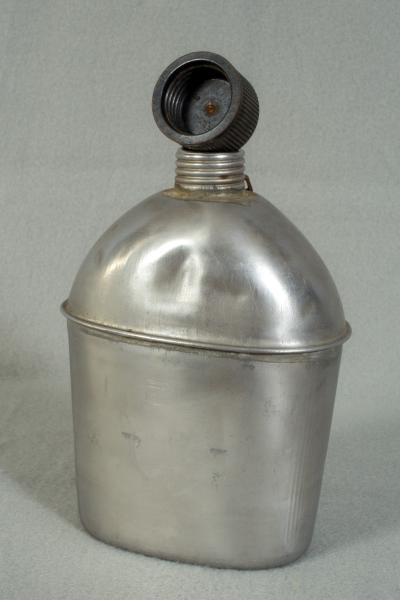 WWII Steel Canteen Vollrath 1943