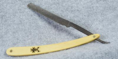 WWI German Straight Razor w/ Iron Cross 1914