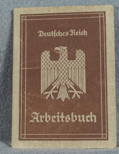 WWII German 1st Pattern Arbeitsbuch 