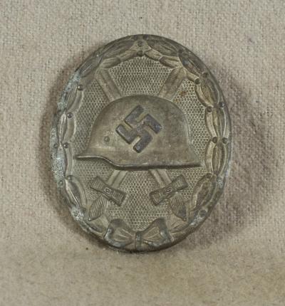 WWII German Gold Wound Badge Schidthaussler