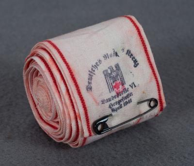 WWII German Red Cross Field Dressing Bandage 1941