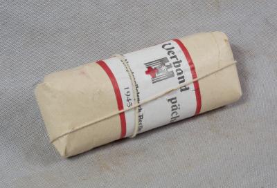 WWII German Red Cross Field Dressing Bandage 1945