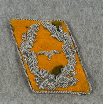WWII German Luftwaffe Major Flight Collar Tab