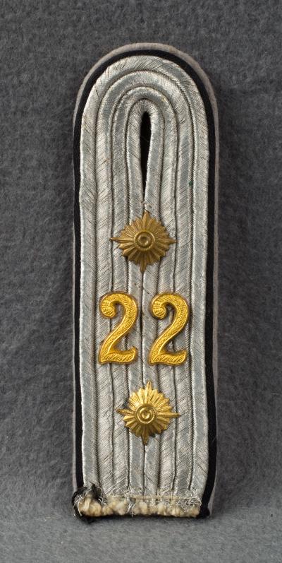 WWII 22nd Pioneer Reserve Captain Shoulder Board
