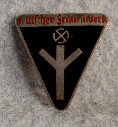 Deutsches Frauenwerk Membership Badge