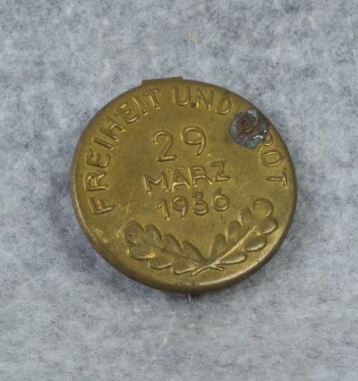 WWII German Freiheit Und Brot 1936 Tinnie