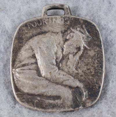 WWI French For Our Prisoners Medal