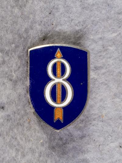 DUI DI Crest 8th Infantry Division Theater Made