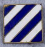 US 3rd Infantry Division Pin Insignia DUI DI