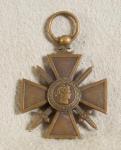 WWI French Croix De Guerre Medal 1914-15