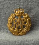British RAF Cap Badge 1950's