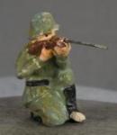 WWI German Toy Soldier Kneeling Rifleman 